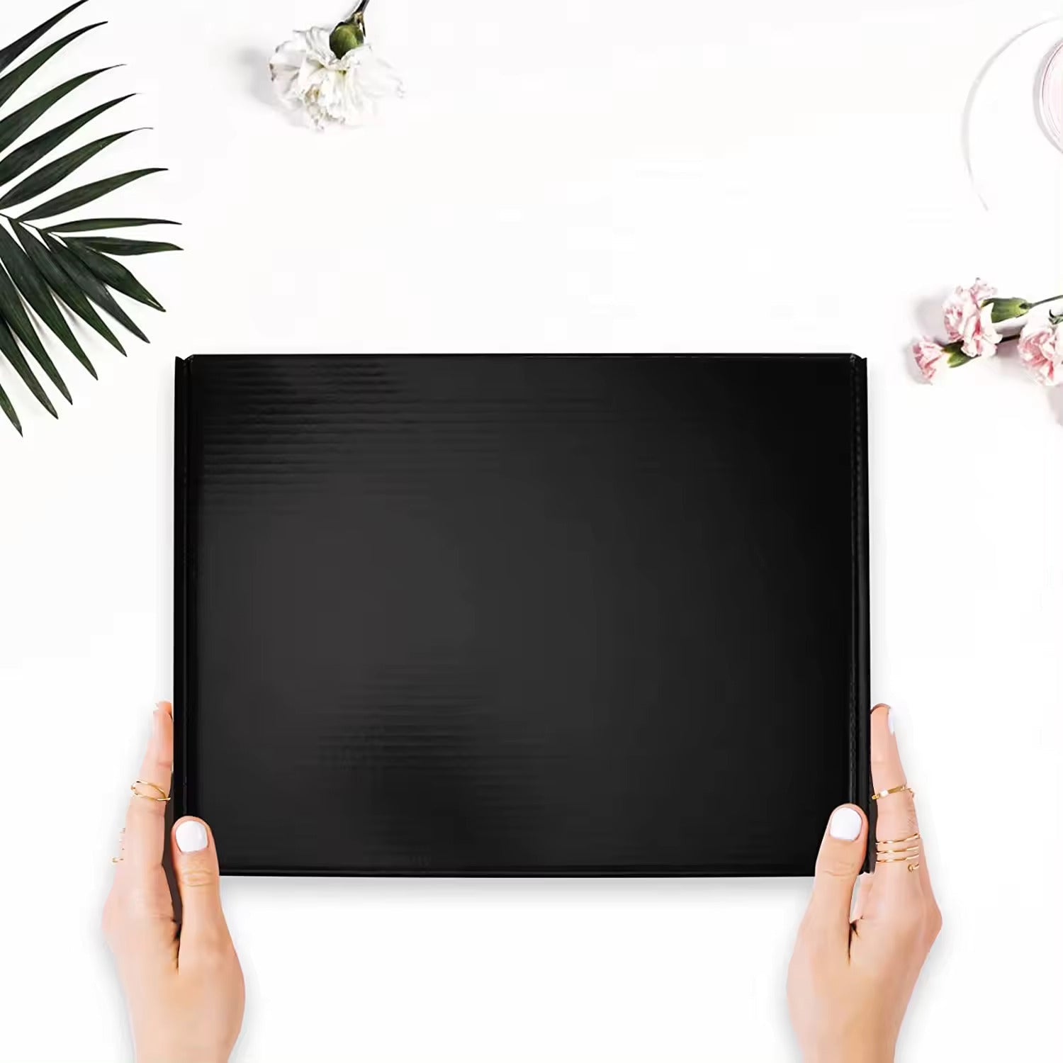 100pcs 220 x 160 x 77mm Black Mailing Box Diecut
