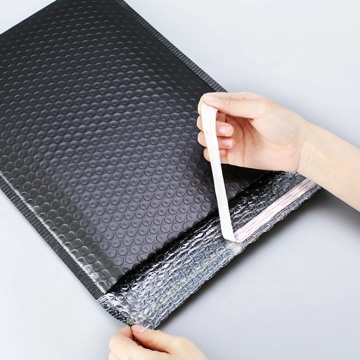 Poly Bubble mailer Padded envelope 215mm x280mm Black